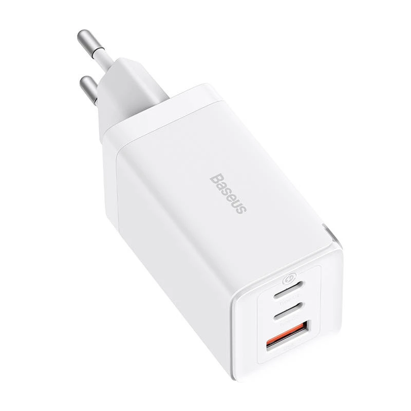 Carregador de parede Baseus GaN5 Pro 65W — USB + 2×USB-C (QC3.0, PD3.0) com cabo USB-C de 1m, branco