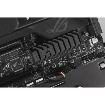 Unidade SSD Corsair MP600 PRO XT 8 TB M.2 PCIe 4.0 NVMe, dissipador de calor