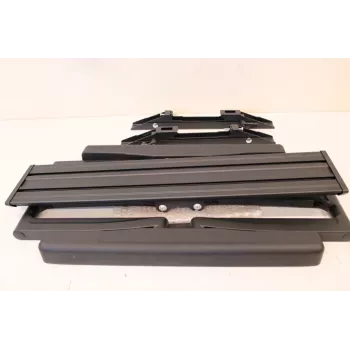 AUSVERKAUF. Suporte de parede EDBAK VSM654 com braço duplo articulado para ecrãs 65–86 polegadas
