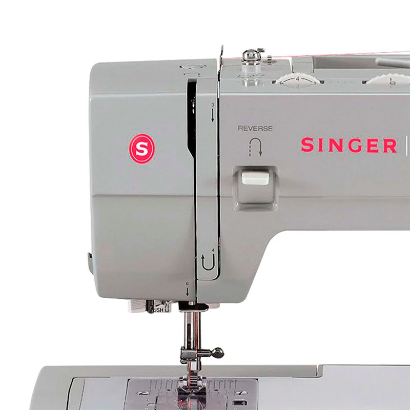 Singer | Máquina de costura | 4423 | número de pontos 23 | número de casas de botão 1 | cinzento
