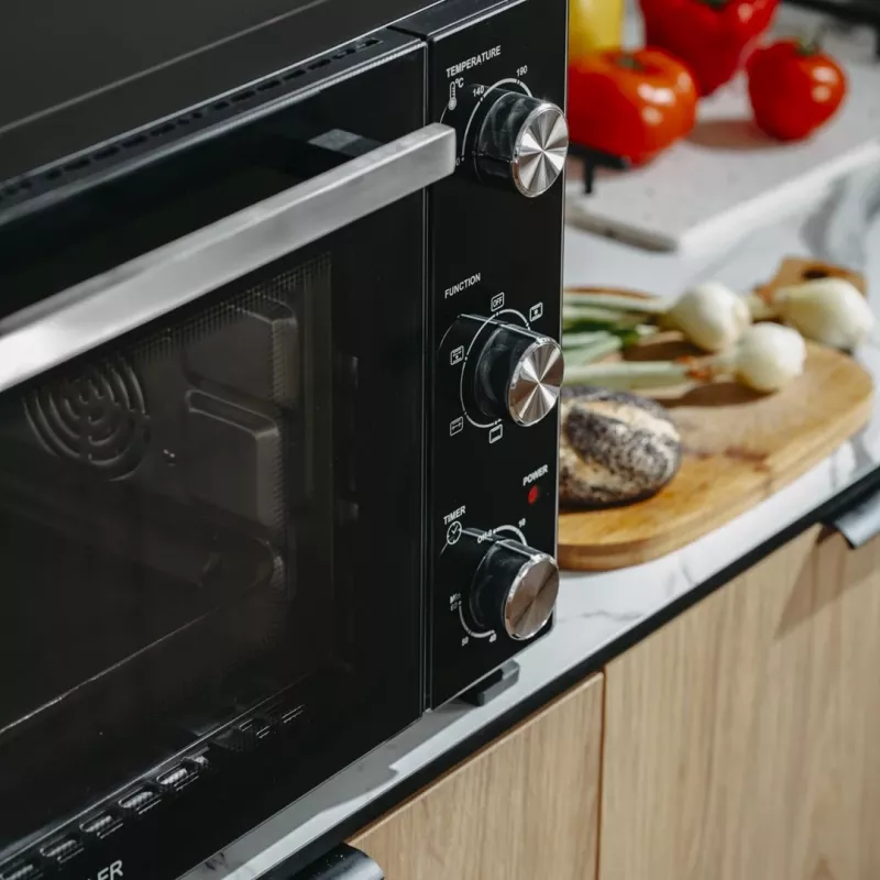 Forno de mesa compacto elétrico Adler AD 6026 – capacidade 48 l, 1800 W, de instalação livre, temporizador mecânico