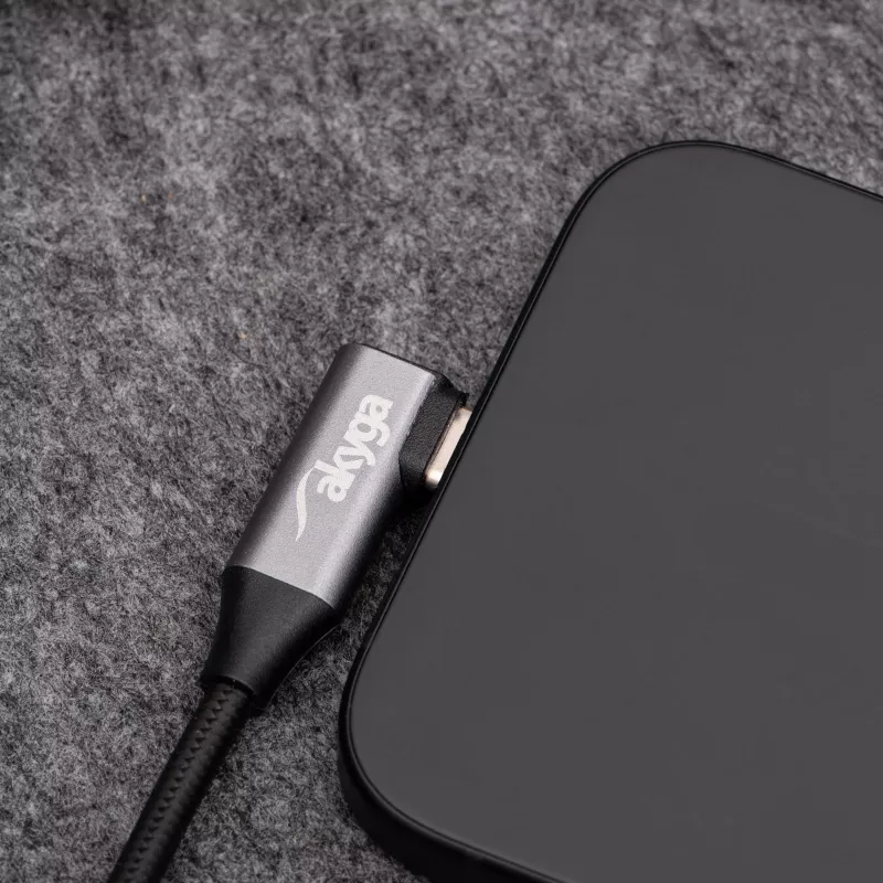 Cabo USB-C para USB-A angular Akyga AK-USB-58, 30 cm, 60 W, entrançado, preto