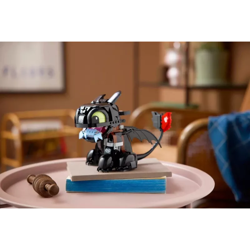 LEGO ICONS 10375 Como Treinar o Teu Dragão: Banguela