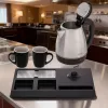 Adler AD 1354 chaleira de hotel em aço inoxidável 1,2 L + tabuleiro com chávenas preto, aço