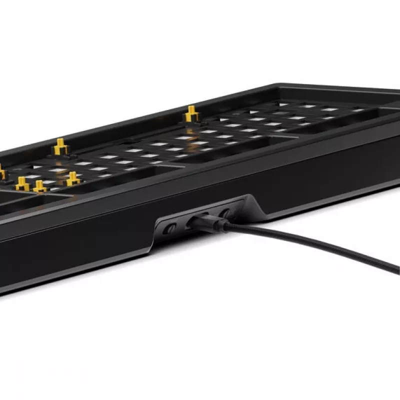 Teclado Mecânico GLORIOUS GMMK 3 PRO Barebones – Full-size (100%), com fios USB, RGB, Preto