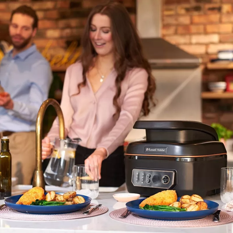 Multicozinha Russell Hobbs SatisFry Air & Grill 5,5 L 1745 W preto