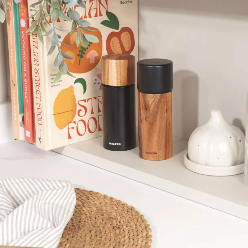 Saleiro e pimenteiro Salter BW12068EU7 preto com moagem ajustável