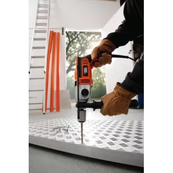 Berbequim de percussão 1100W 13mm BLACK+DECKER