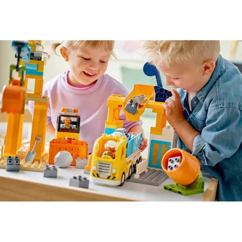 LEGO DUPLO 10476 3-em-1 Estaleiro de Obra e Veículos