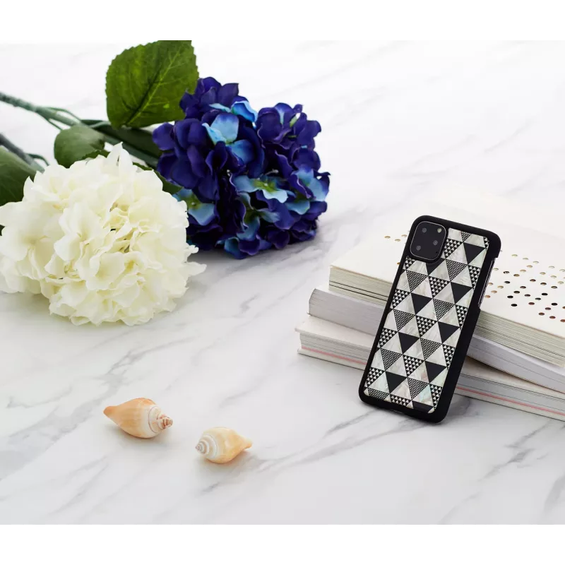Capa para smartphone iKins para iPhone 11 Pro Max, design pirâmide preto, capa rígida protetora