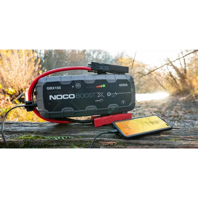 Arrancador de bateria para veículos NOCO GBX155, 4250 A de saída, 99 Wh Li-Ion, 60 W de potência de carregamento, IP65, lanterna LED integrada de 500 lm