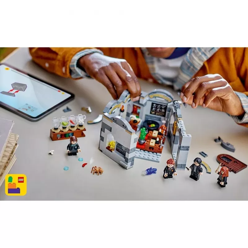 LEGO HARRY POTTER 76431 Castelo de Hogwarts: Poções