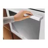 Forno elétrico de encastrar Electrolux LOE8F38V — 72 L, limpeza por catalisador, visor TFT, 220–240 V