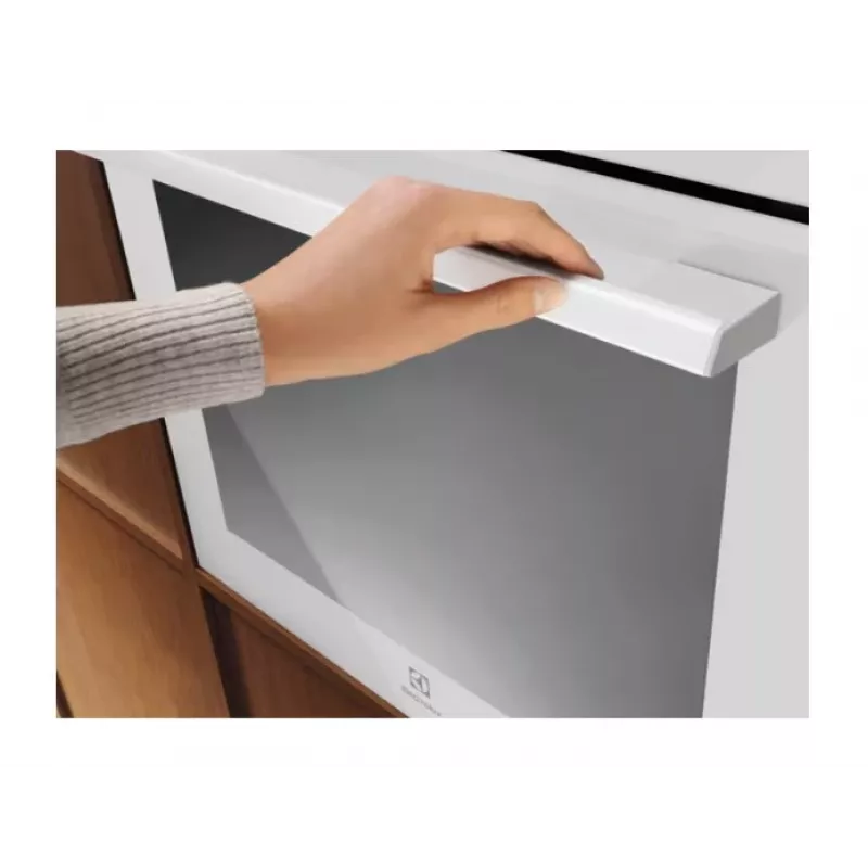 Forno elétrico de encastrar Electrolux LOE8F38V — 72 L, limpeza por catalisador, visor TFT, 220–240 V