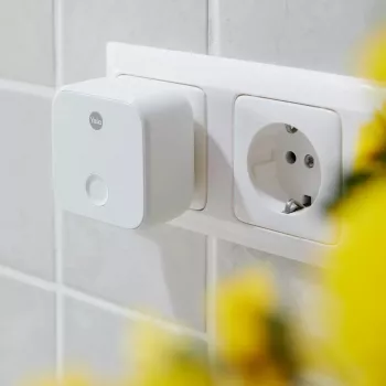 Ponte Wi‑Fi Yale ConnectX 05/402100/WH, 2,4 GHz 802.11n, Bluetooth 5.0, alcance Wi‑Fi 20 m, suporta até 4 participantes
