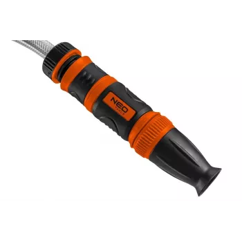 Mangueira de jardim NEO tools 15-891, 15 m de comprimento, material resistente