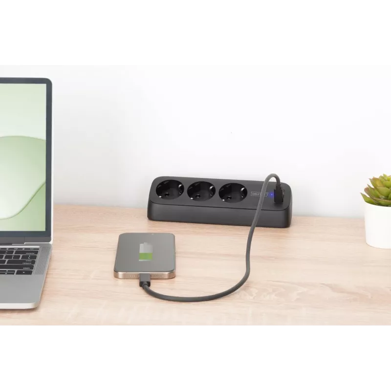 Extensão elétrica DIGITUS 3 tomadas com 2×USB-A & 1×USB-C, 3 tomadas AC tipo E/F, cabo de 1,5 m, preto