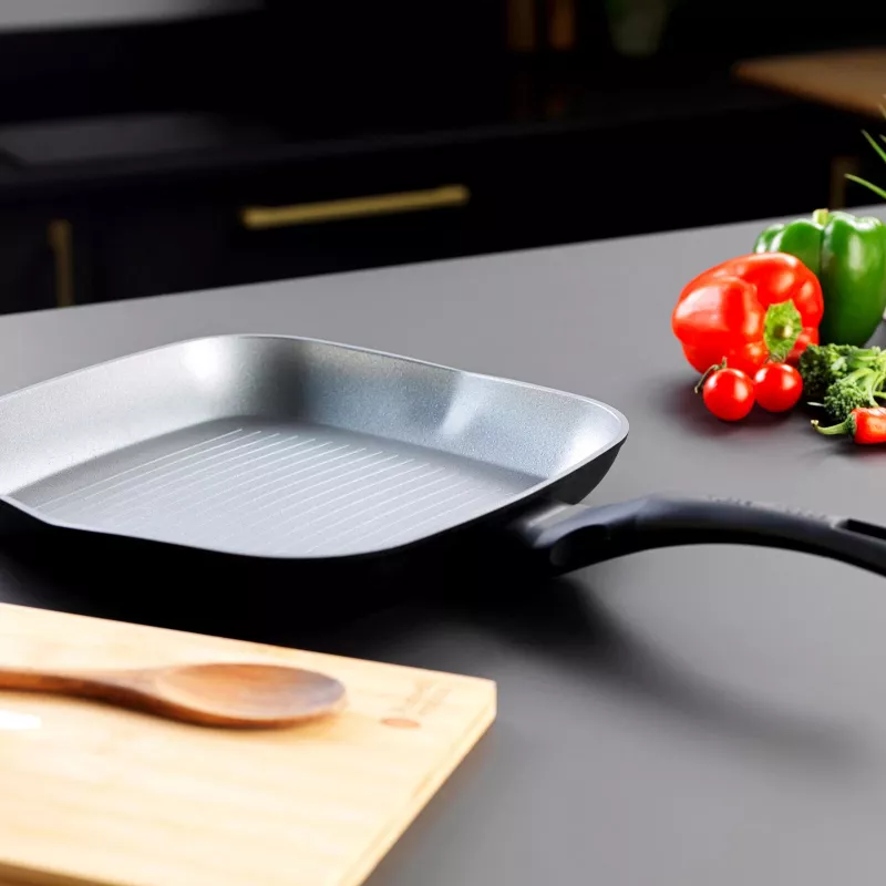 Chapa Russell Hobbs RH01861EU7 28 cm Crystaltech – superfície de cozedura antiaderente, frigideira plana