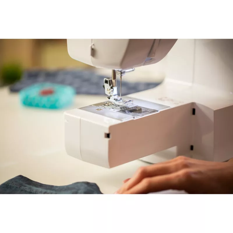 Máquina de costura Brother RL417 Elétrica