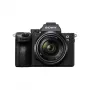 Sony α 7 III + 28–70 mm MILC 24,2 MP CMOS 6000 x 4000 píxeis preto
