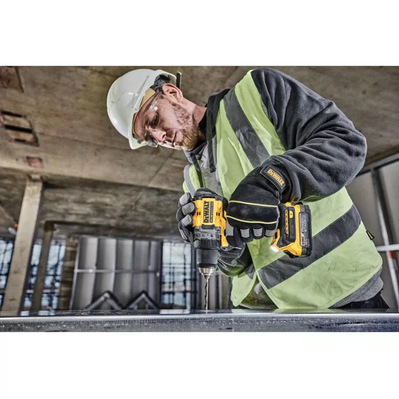 Berbequim aparafusador sem bateria e carregador 18 DCD800NT