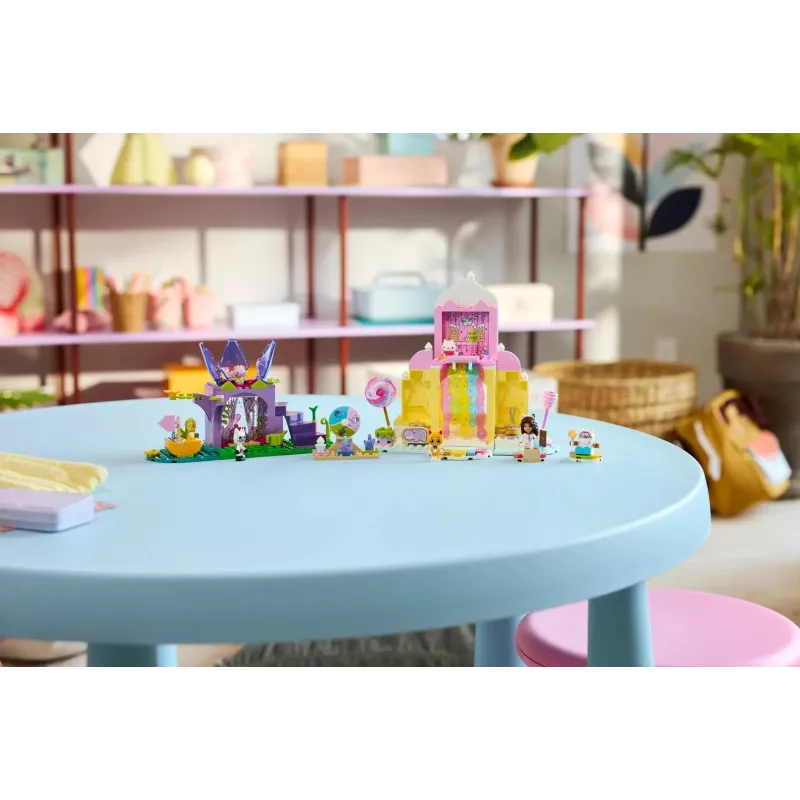 Brinquedo de construção LEGO Icing Mountain and Kitten Garden 11205 — 263 peças, 3 minifiguras, a partir dos 4 anos