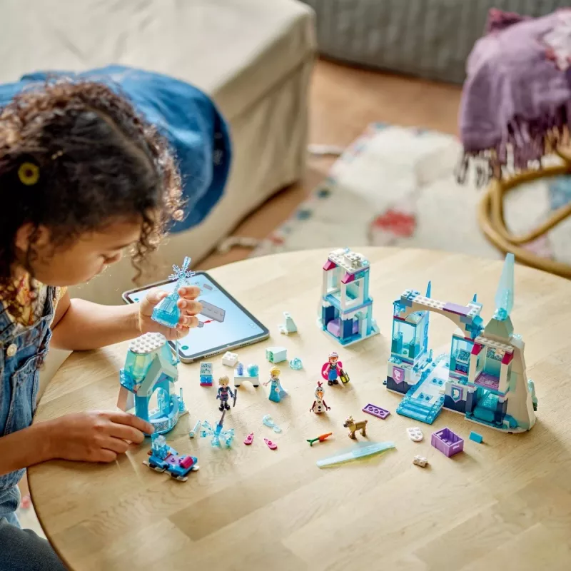 Brinquedo de construção LEGO Disney Princess Palácio de Inverno da Elsa 43244 — conjunto de construção para brincadeira imaginativa