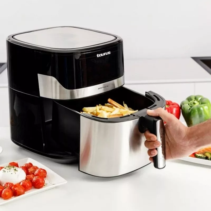 Fritadeira de ar quente Taurus Air Fry 7S 1600W 6,5L, aço inoxidável, 8 programas, 80–200°C, controlo tátil