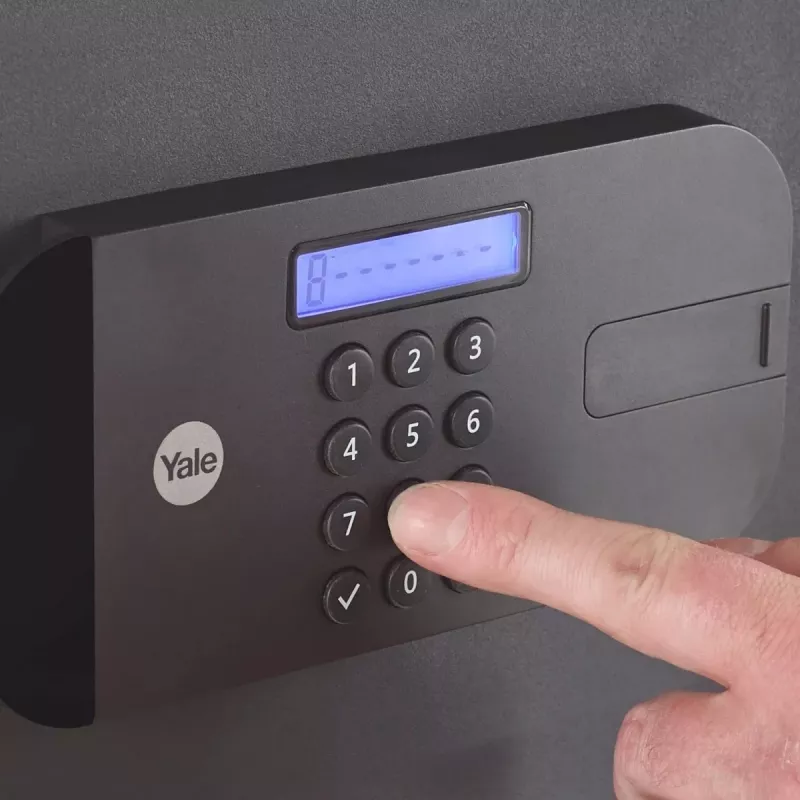 Cofre Yale YSEB/250/EB1 preto 20,5 L fechadura de combinação pilha