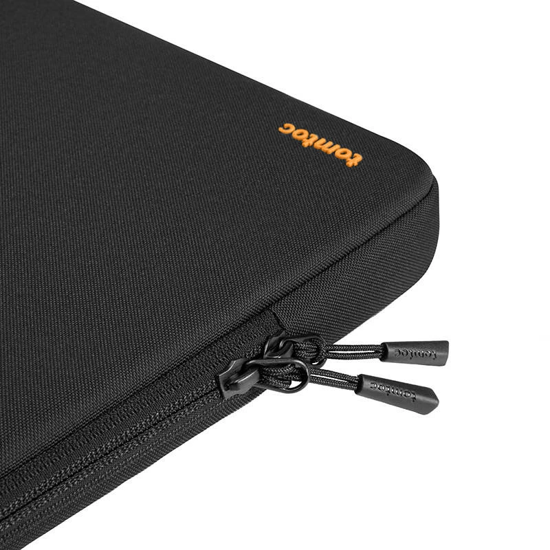 Capa para portátil Tomtoc A13C2D1 para MacBook – preta, leve, capa de proteção robusta
