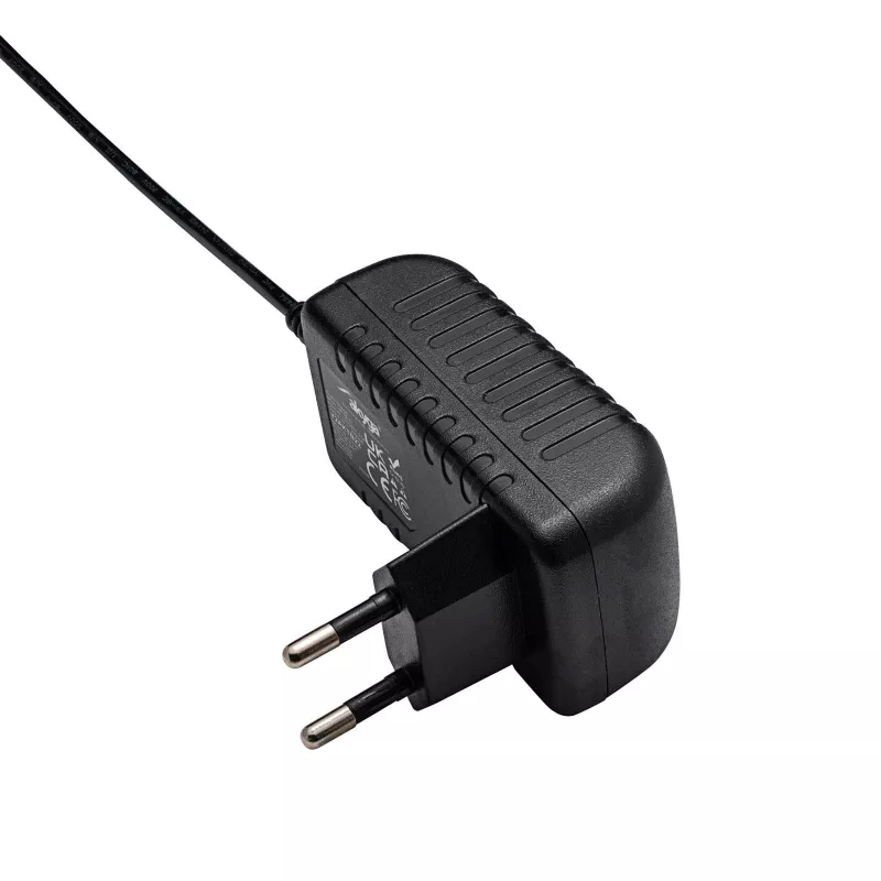 Fonte de alimentação universal Akyga AK-TB-22, 5 V, 2 A, 10 W, 5,5 x 2,1 mm, 1,5 m