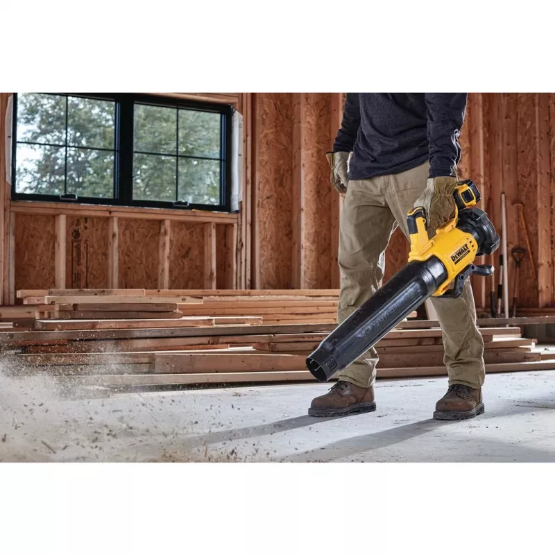 DEWALT. Soprador de folhas 18V XR DCMBL562N