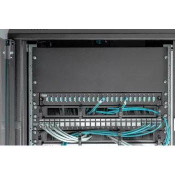 Tampa cega Digitus DN-19 BPN-04-SW
