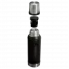 Garrafa térmica STANLEY Legendary Classic 0,94 L, preta, parede dupla com isolamento a vácuo