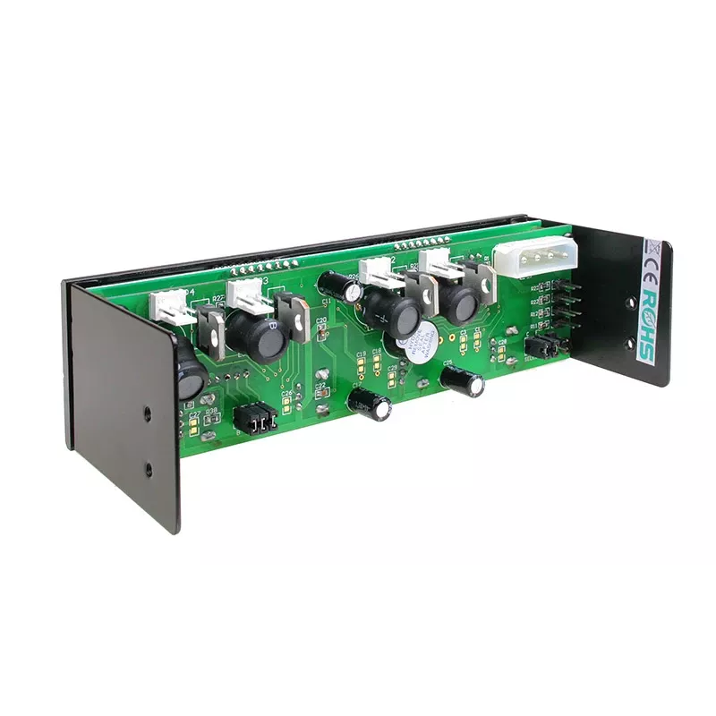 Controlador de ventoinhas de 5,25 polegadas Lamptron FC5 V2 preto — controlo PWM/manual multi-ventoinha, instalação no painel frontal