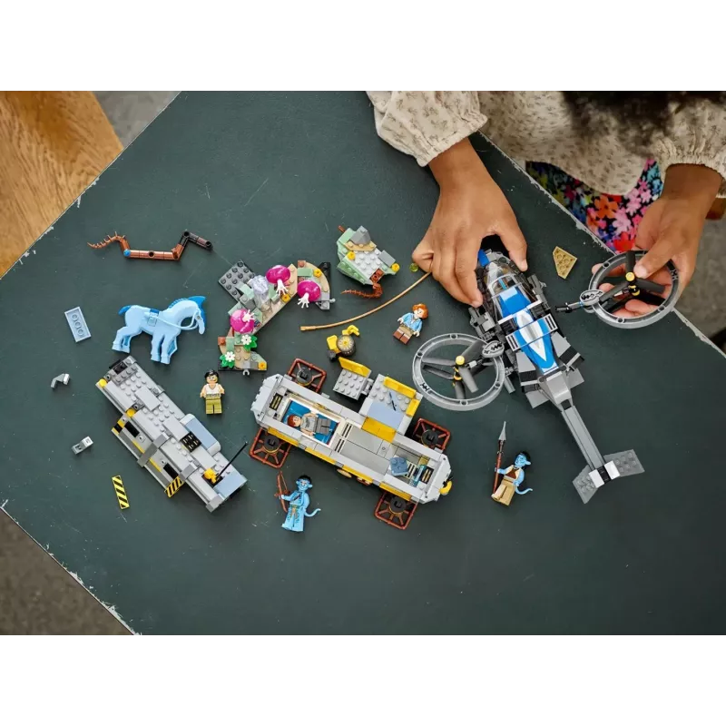 LEGO Avatar Montanhas Flutuantes: Localização 26 e Rda Samson Conjunto 75573, multicolor
