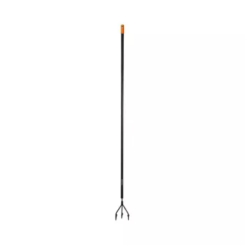 Cultivador Fiskars Solid preto cultivador de mão