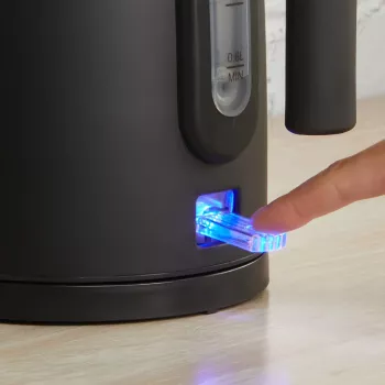 Chaleira Petra 1,7 l 3 kW preto mate
