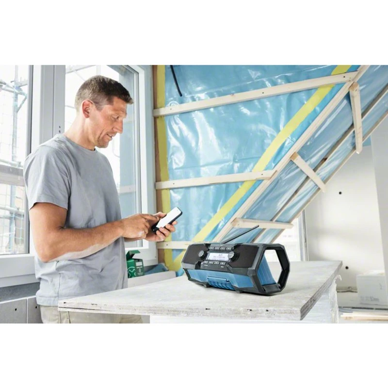 Rádio de obra Bosch GPB 18V-2 SC Professional preto, azul