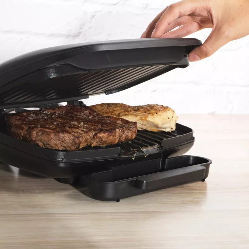 Grelhador elétrico Petra PT4366MBLKVDE preto com revestimento antiaderente e temperatura ajustável