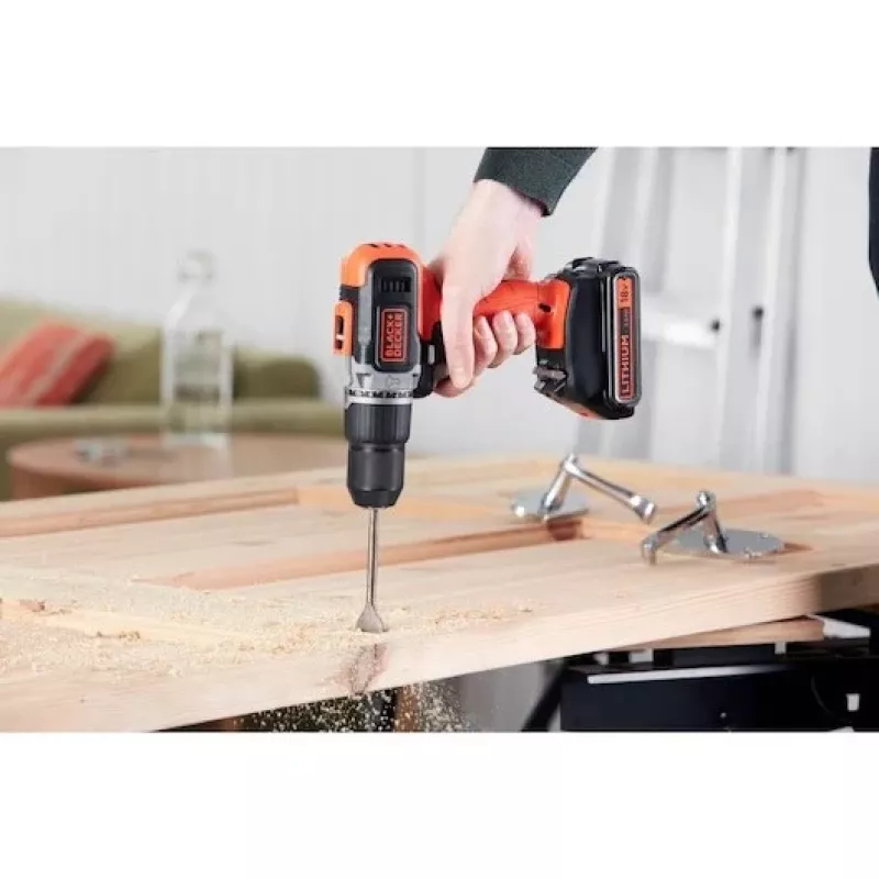 BLACK & DECKER | Berbequim/aparafusadora a bateria com bateria de 2,0 Ah / 4,0 Ah | BCD003MEM2K-QW | 18 V | 2,0/4,0 Ah | lítio