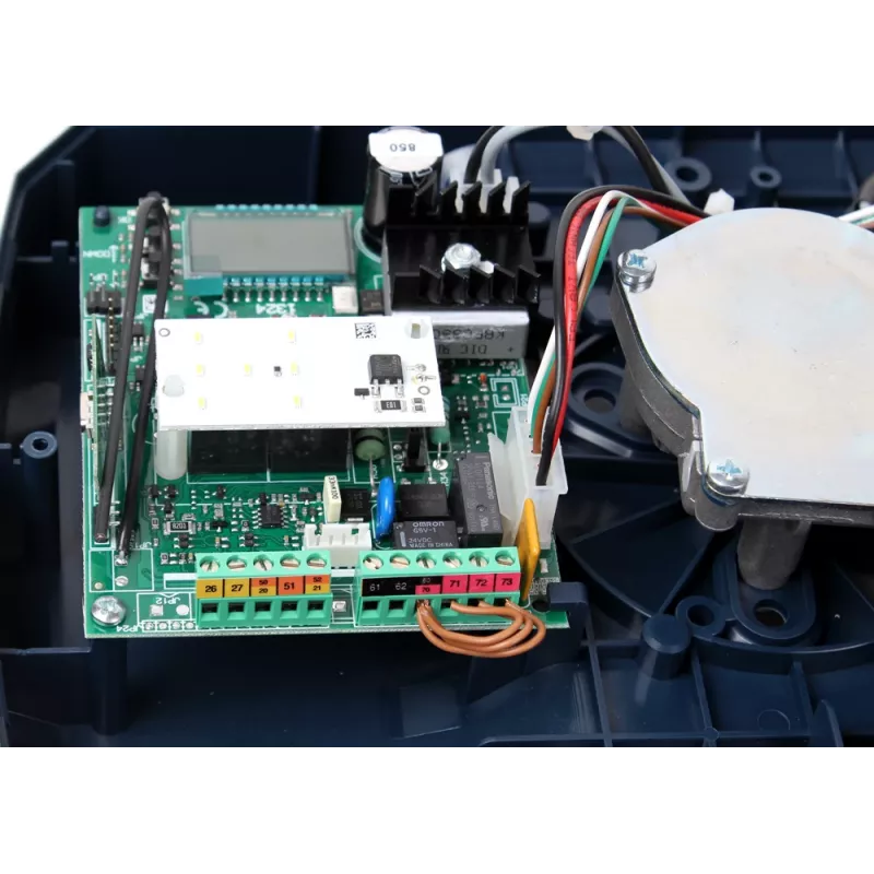 Motor para portão de garagem BFt Botticelli BT 850 35 — unidade motorizada para portões seccionais e basculantes, uso privado e comercial