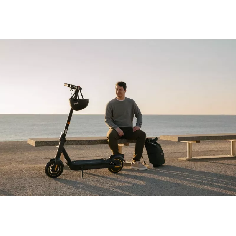 Trotinete clássica Ninebot by Segway KickScooter MAX G2 D