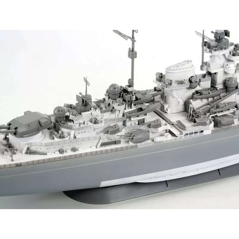 Maquete plástica de navio REVELL Tirpitz escala 1:350