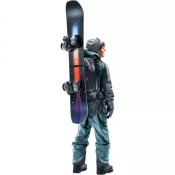 Mochila DEUTER Freerider Pro 34+ — mochila técnica para freeride e esqui de montanha, 34 L, preta, suporte para capacete, cinto de cintura