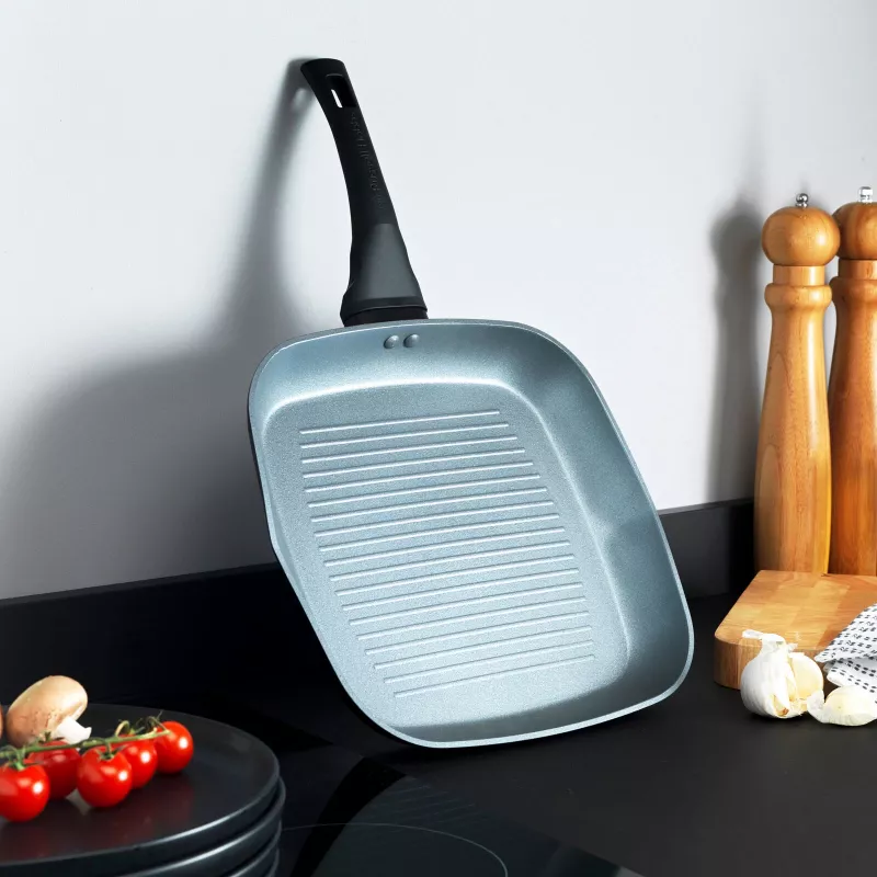 Chapa Russell Hobbs RH01861EU7 28 cm Crystaltech – superfície de cozedura antiaderente, frigideira plana