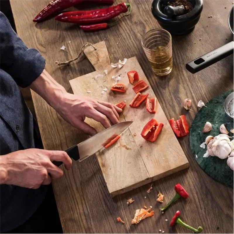 Faca de cozinha Fiskars 1051748