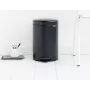 Balde do lixo Brabantia 113741 12 l redondo preto (11 37 41)