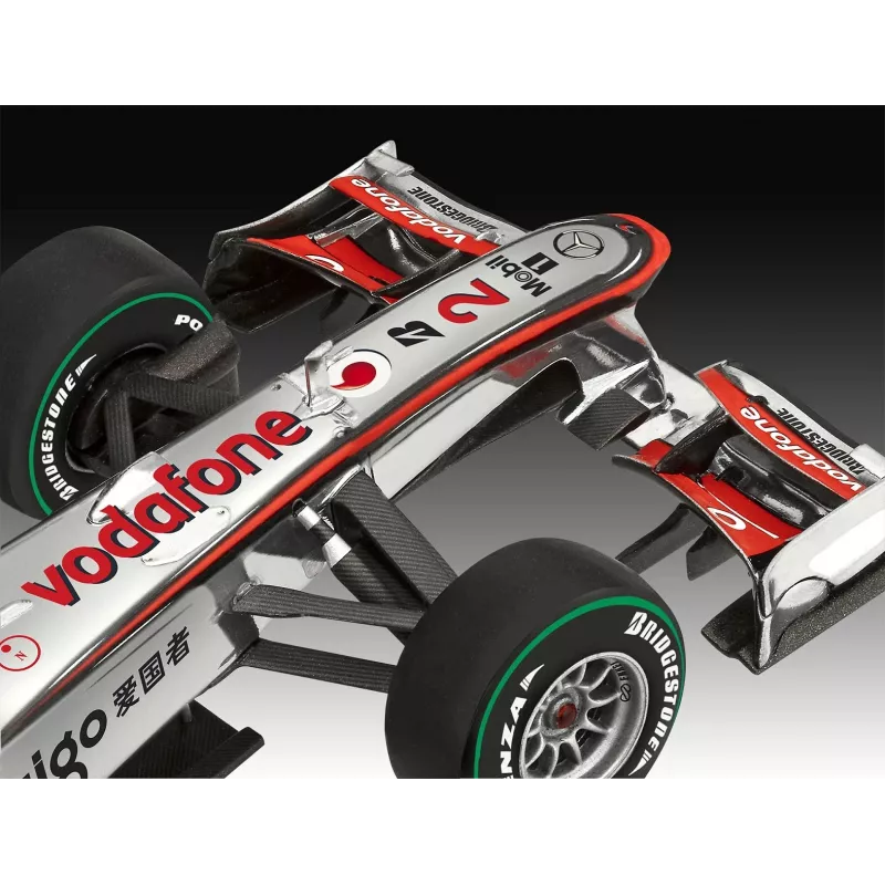 Maquete em plástico REVELL McLaren Mercedes MP4-25 Lewis Hamilton — escala 1:24