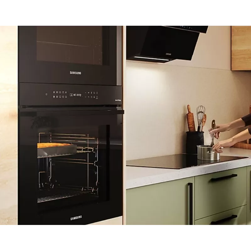 Forno elétrico de encastrar Samsung NV7B42251AK — classe de eficiência energética A+